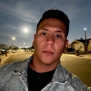 Meet your Posher, Sergio camilo